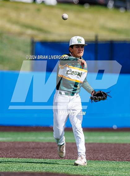Thumbnail 3 in Golden vs. Pueblo County (CHSAA 4A Round 3) photogallery.