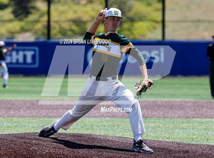 Thumbnail 2 in Golden vs. Pueblo County (CHSAA 4A Round 3) photogallery.