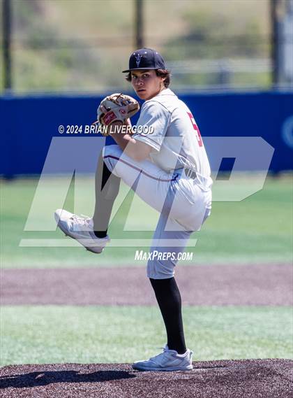 Thumbnail 2 in Golden vs. Pueblo County (CHSAA 4A Round 3) photogallery.