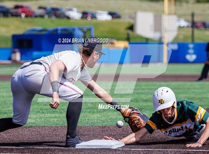Thumbnail 2 in Golden vs. Pueblo County (CHSAA 4A Round 3) photogallery.