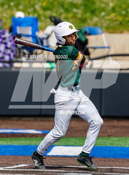 Thumbnail 1 in Golden vs. Pueblo County (CHSAA 4A Round 3) photogallery.
