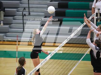 Thumbnail 3 in Eagle Valley vs. Canon City (CHSAA 4A Region 4 Playoff) photogallery.