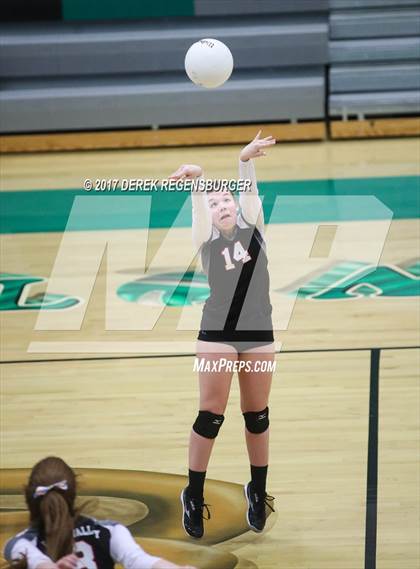 Thumbnail 2 in Eagle Valley vs. Canon City (CHSAA 4A Region 4 Playoff) photogallery.