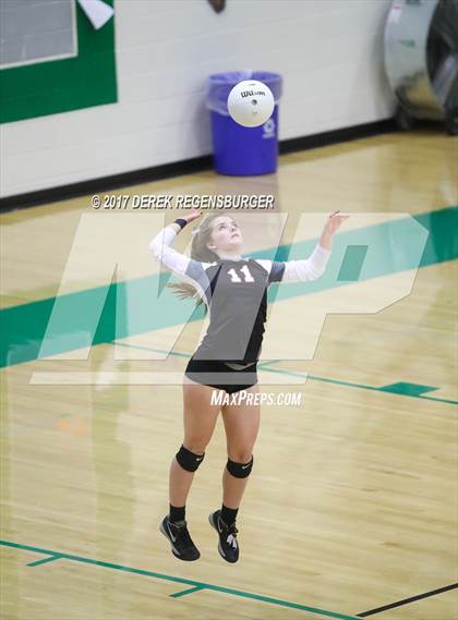 Thumbnail 3 in Eagle Valley vs. Canon City (CHSAA 4A Region 4 Playoff) photogallery.