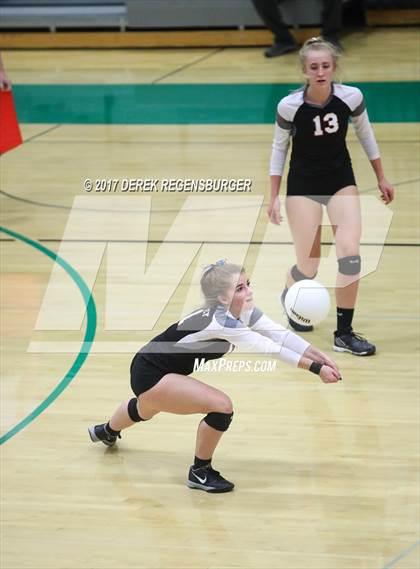 Thumbnail 2 in Eagle Valley vs. Canon City (CHSAA 4A Region 4 Playoff) photogallery.