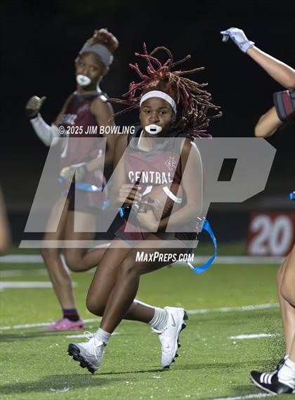 Thumbnail 1 in Mahomet-Seymour @ Champaign Central photogallery.