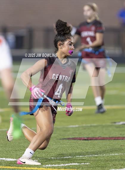 Thumbnail 1 in Mahomet-Seymour @ Champaign Central photogallery.