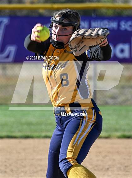 Thumbnail 2 in Severance vs. Rifle photogallery.