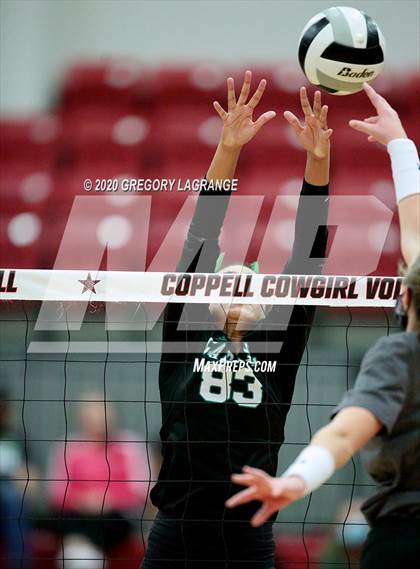Thumbnail 1 in Carroll vs. Byron Nelson (UIL 6A Region I Quarterfinal) photogallery.