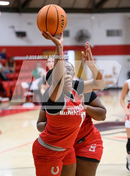 Thumbnail 2 in Westside vs. Rivercrest (Cavenaugh Classic) photogallery.