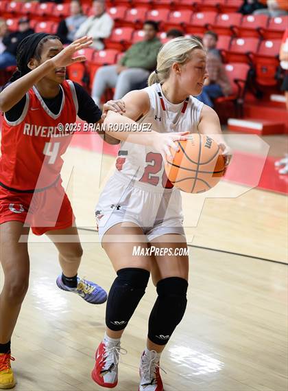 Thumbnail 1 in Westside vs. Rivercrest (Cavenaugh Classic) photogallery.