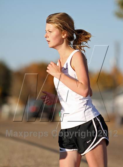 Thumbnail 1 in 3A D3 District Meet photogallery.