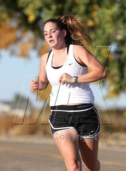Thumbnail 2 in 3A D3 District Meet photogallery.