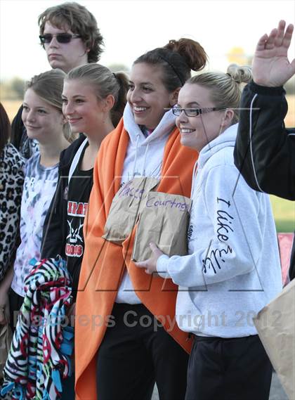 Thumbnail 2 in 3A D3 District Meet photogallery.
