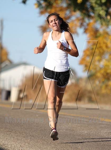 Thumbnail 1 in 3A D3 District Meet photogallery.