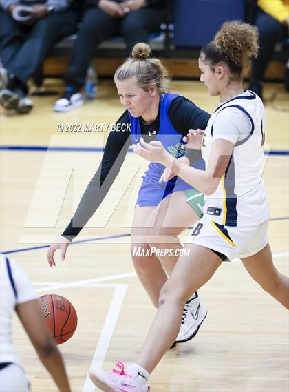 Thumbnail 1 in Blue Springs South vs Battle (Sophe Cunningham Classic) photogallery.