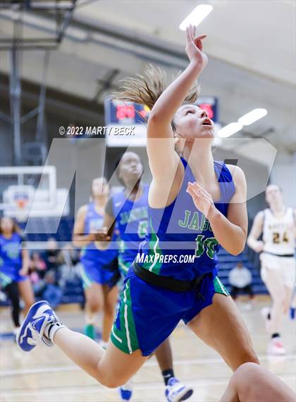Thumbnail 3 in Blue Springs South vs Battle (Sophe Cunningham Classic) photogallery.