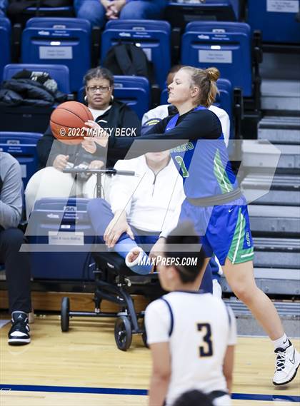 Thumbnail 2 in Blue Springs South vs Battle (Sophe Cunningham Classic) photogallery.