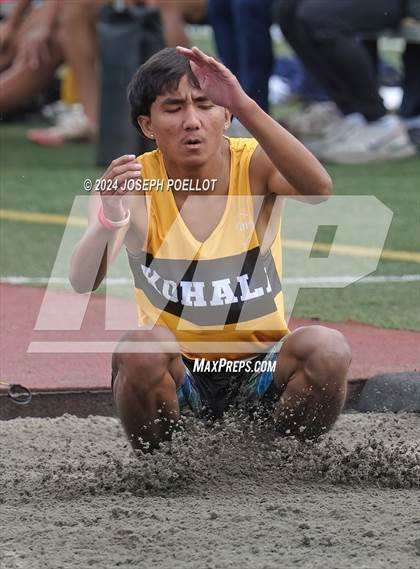 Thumbnail 2 in Kamehameha Tournament photogallery.