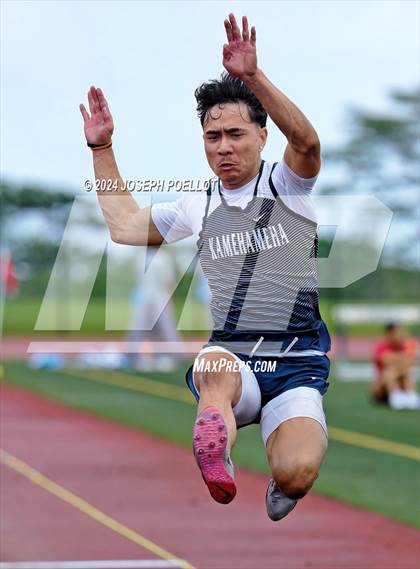 Thumbnail 3 in Kamehameha Tournament photogallery.