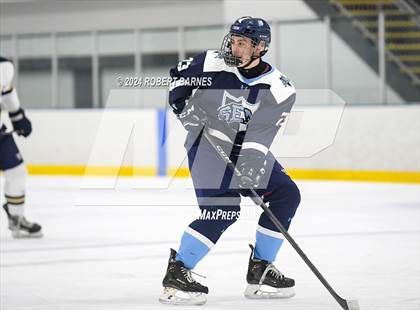 Thumbnail 2 in Wyoming Seminary College Prep @  La Salle College (Scrimmage) photogallery.