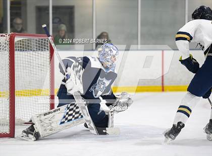 Thumbnail 1 in Wyoming Seminary College Prep @  La Salle College (Scrimmage) photogallery.