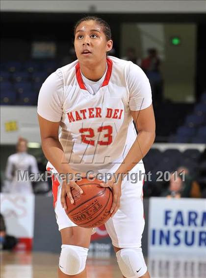 Thumbnail 3 in Mater Dei vs. Santa Monica (CIF SS Playoffs) photogallery.