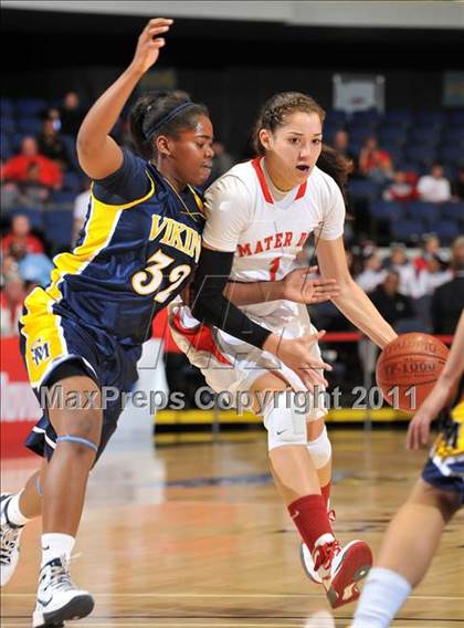 Thumbnail 3 in Mater Dei vs. Santa Monica (CIF SS Playoffs) photogallery.