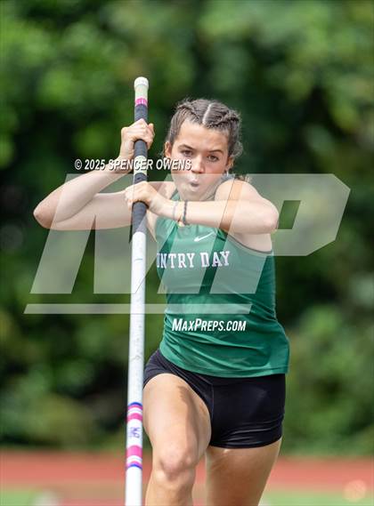 Thumbnail 2 in NCISAA D1 State Championships photogallery.