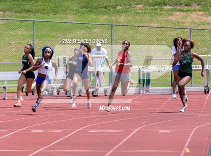 Thumbnail 3 in NCISAA D1 State Championships photogallery.