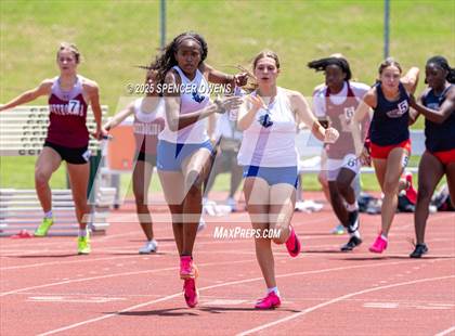 Thumbnail 2 in NCISAA D1 State Championships photogallery.