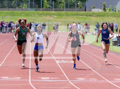 Thumbnail 1 in NCISAA D1 State Championships photogallery.