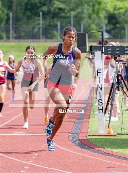 Thumbnail 2 in NCISAA D1 State Championships photogallery.