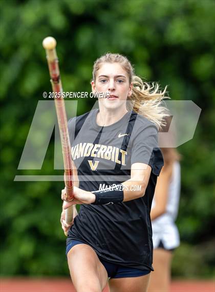 Thumbnail 3 in NCISAA D1 State Championships photogallery.