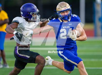 Thumbnail 1 in Warren @ Alamo Heights (Scrimmage) photogallery.