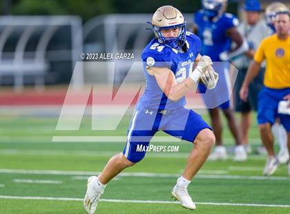 Thumbnail 3 in Warren @ Alamo Heights (Scrimmage) photogallery.