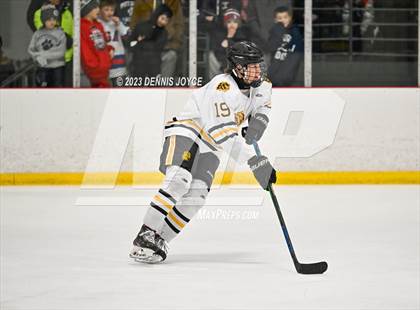 Thumbnail 3 in Pittsford @ McQuaid (NYSPHSAA Section V Class A Semifinals) photogallery.