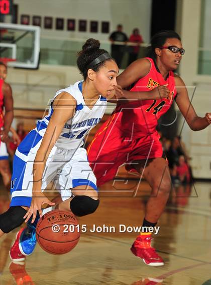 Thumbnail 2 in Windward vs Etiwanda  (CIF SS D1AA Final) photogallery.