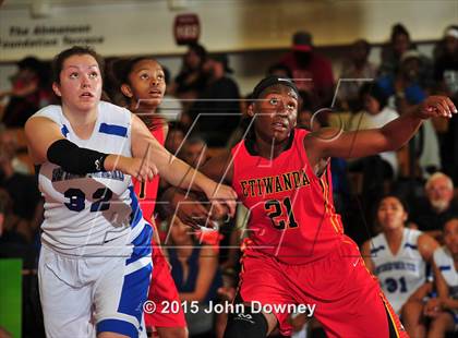 Thumbnail 2 in Windward vs Etiwanda  (CIF SS D1AA Final) photogallery.