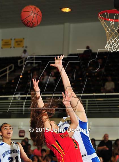 Thumbnail 3 in Windward vs Etiwanda  (CIF SS D1AA Final) photogallery.