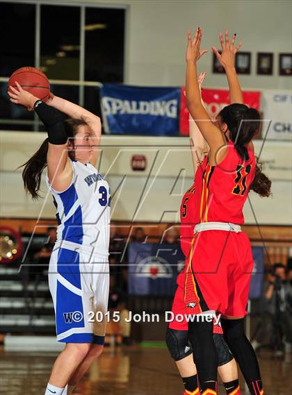 Thumbnail 2 in Windward vs Etiwanda  (CIF SS D1AA Final) photogallery.