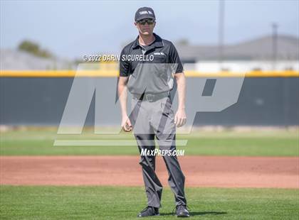Thumbnail 2 in Santa Barbara vs. Bend (Coach Bob Invitational) photogallery.