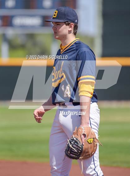 Thumbnail 2 in Santa Barbara vs. Bend (Coach Bob Invitational) photogallery.