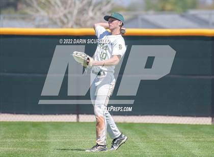Thumbnail 2 in Santa Barbara vs. Bend (Coach Bob Invitational) photogallery.