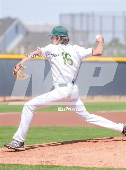 Thumbnail 1 in Santa Barbara vs. Bend (Coach Bob Invitational) photogallery.