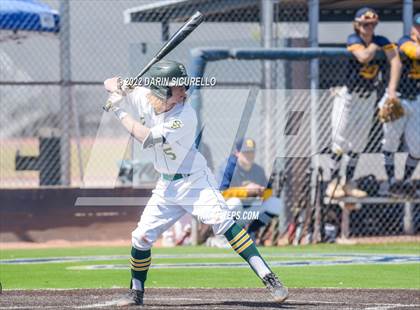 Thumbnail 2 in Santa Barbara vs. Bend (Coach Bob Invitational) photogallery.