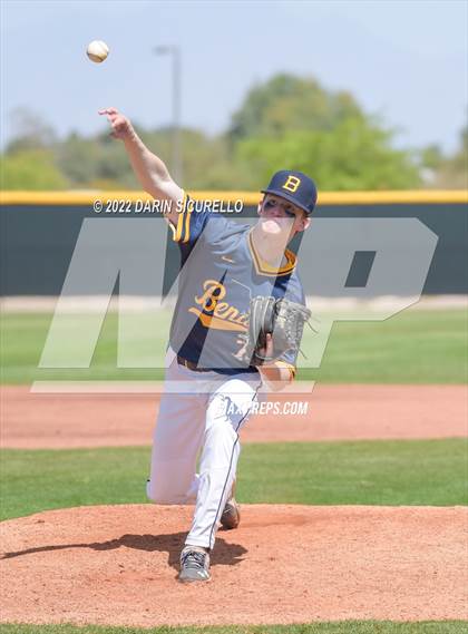 Thumbnail 1 in Santa Barbara vs. Bend (Coach Bob Invitational) photogallery.
