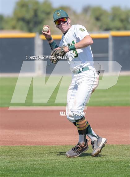 Thumbnail 1 in Santa Barbara vs. Bend (Coach Bob Invitational) photogallery.