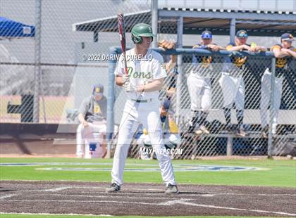 Thumbnail 2 in Santa Barbara vs. Bend (Coach Bob Invitational) photogallery.