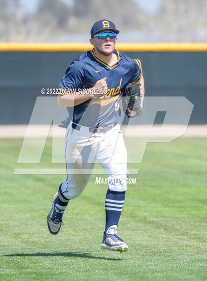 Thumbnail 3 in Santa Barbara vs. Bend (Coach Bob Invitational) photogallery.